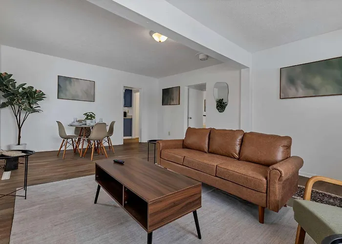 Housepitality - The Southside Ranch Holiday home *
